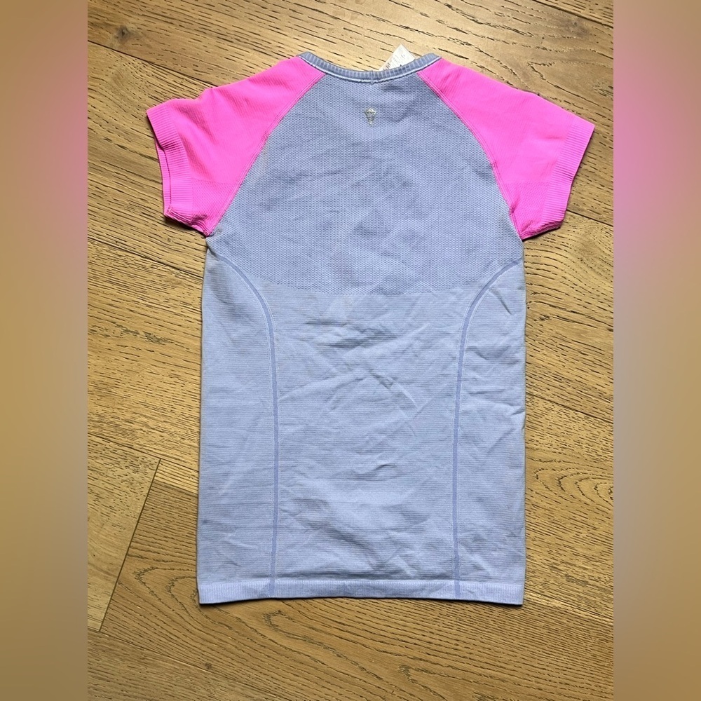 Ivivva by Lululemon Fly Tech Short Sleeve Light Purple and Pink Size 10 - Picture 3 of 4